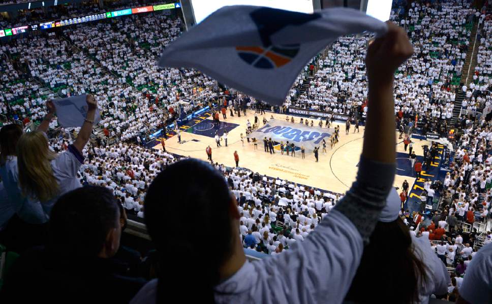 Leah Hogsten  |  The Salt Lake Tribune 
The Utah Jazz fall to the Los Angeles Clippers 93-98 during Game 6 at Vivint Smart Home Arena, Friday, April 28, 2017 during the NBA's first-round playoff series.