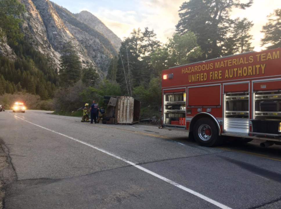 Dump truck sprays fluid in Little Cottonwood Canyon The Salt Lake Tribune