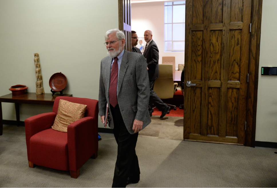 Francisco Kjolseth | The Salt Lake Tribune
University of Utah President David Pershing emerges from a board of trustees closed executive session following discussions over the recent firing of Dr. Mary Beckerle, the CEO and director of the Huntsman Cancer Institute. A decision on her possible reinstatement is expected later in the day on Tuesday, April 25, 2017.